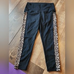 Zyia leopard crops